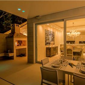 Luxury 6 Bedroom Brac Island Beach Front Villa With Heated Infinity Pool and lift near Sumartin sleeps 12